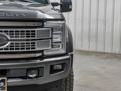 Used 2019 Ford F450 Platinum w/ Platinum Ultimate Package AWD/4WD image 51