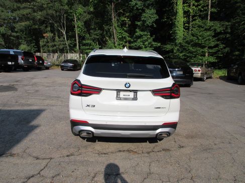 Used 2022 BMW X3 xDrive30i w/ Convenience Package AWD/4WD image 6