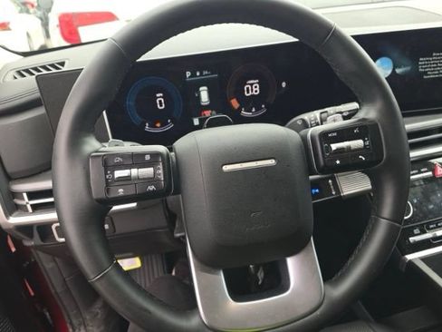 Used 2025 Hyundai Santa Fe SEL FWD image 17