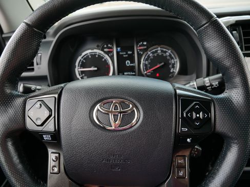 Used 2024 Toyota 4Runner TRD Off-Road Premium w/ Off Road Premium Plus Package AWD/4WD image 25