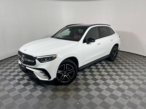 Certified 2023 Mercedes-Benz GLC 300 4MATIC image 1