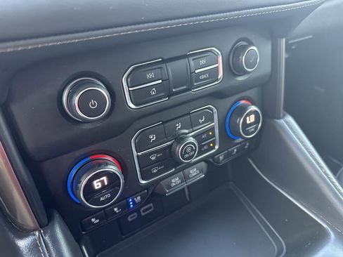 Certified 2023 Chevrolet Tahoe High Country w/ Premium Package 2 image 18