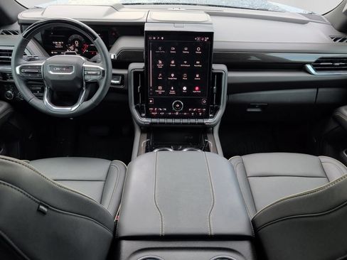 Used 2026 GMC Yukon Elevation w/ Elevation Premium Package AWD/4WD image 18