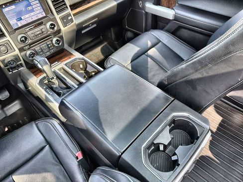Used 2018 Ford F150 Lariat w/ Equipment Group 502A Luxury AWD/4WD image 21