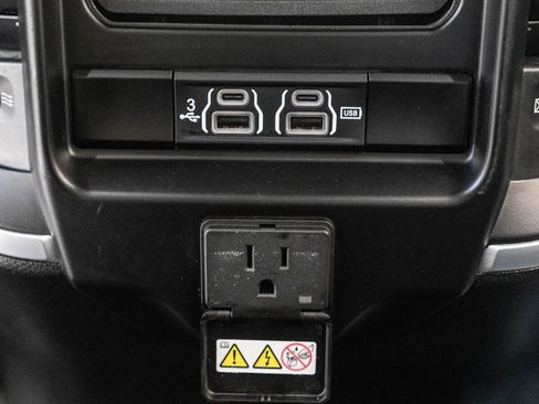 Used 2019 RAM 1500 Big Horn AWD/4WD image 34