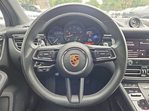 Used 2024 Porsche Macan AWD/4WD image 20
