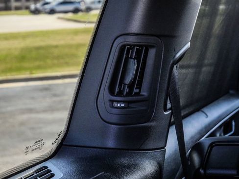 Used 2024 Jeep Grand Cherokee L Limited w/ Luxury Tech Group II image 14