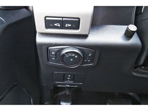 Used 2019 Ford F250 Lariat image 23