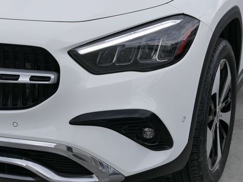Used 2025 Mercedes-Benz GLA 250 image 8