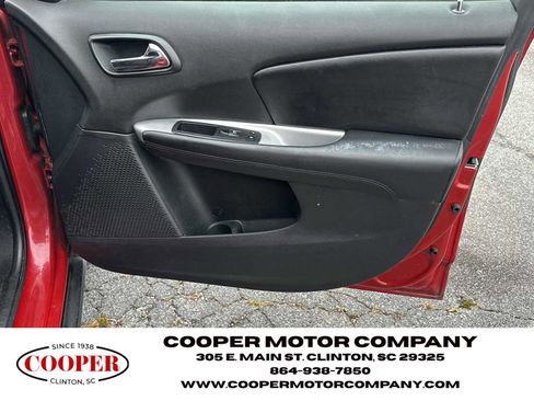 Used 2020 Dodge Journey SE image 14