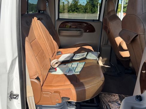 Used 2004 Ford F250 XL AWD/4WD image 12