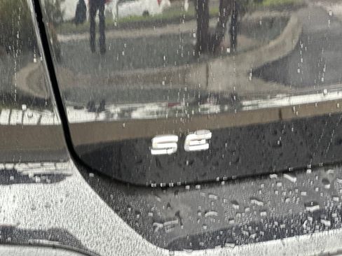 Certified 2022 Volkswagen Taos SE image 27