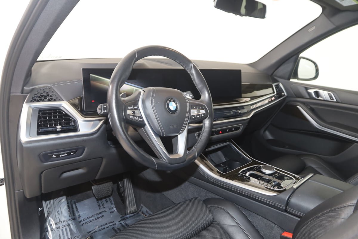 Used 2024 BMW X5 xDrive40i w/ Parking Assistance Package AWD/4WD image 24