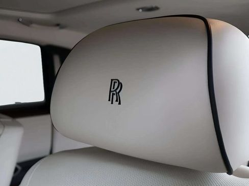 Certified 2016 Rolls-Royce Ghost RWD image 13