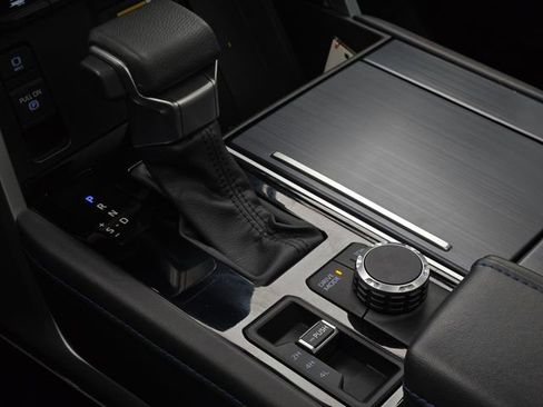 Used 2024 Toyota Tundra Platinum image 23