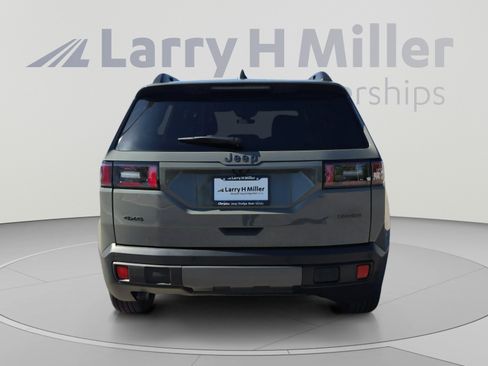 New 2026 Jeep Cherokee Laredo AWD/4WD image 4