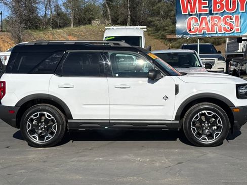 Used 2025 Ford Bronco Sport Outer Banks w/ Outer Banks Tech Package+ image 3