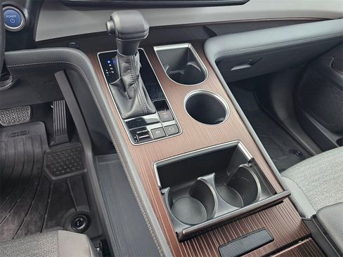 Used 2021 Toyota Sienna LE image 29