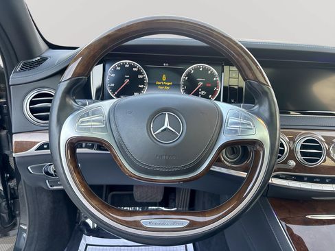 Used 2015 Mercedes-Benz S 550 4MATIC Sedan image 11