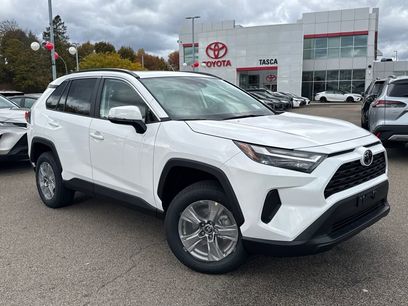 New 2025 Toyota RAV4 XLE