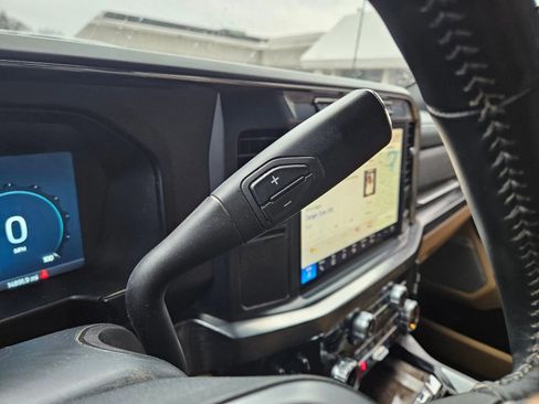 Used 2024 Ford F250 Lariat w/ Chrome Package image 52