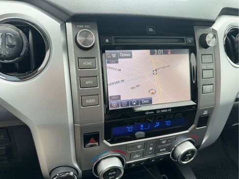 Used 2019 Toyota Tundra Platinum AWD/4WD image 8