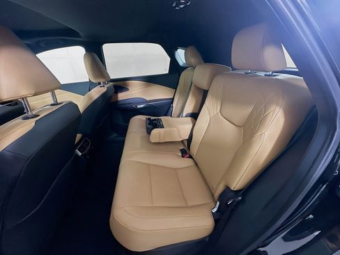 Used 2023 Lexus RX 350 Premium image 27