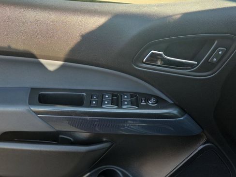 Used 2018 Chevrolet Colorado Z71 image 18