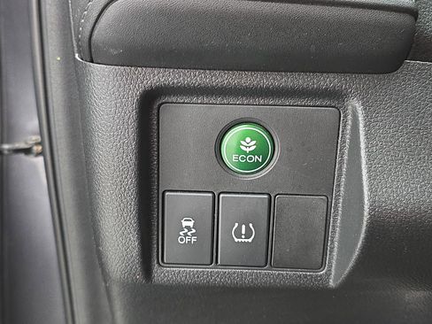 Used 2017 Honda HR-V EX image 24