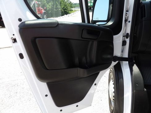 Used 2024 RAM ProMaster 2500 FWD image 14