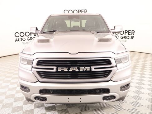 Used 2022 RAM 1500 Laramie w/ Sport Appearance Package AWD/4WD image 9