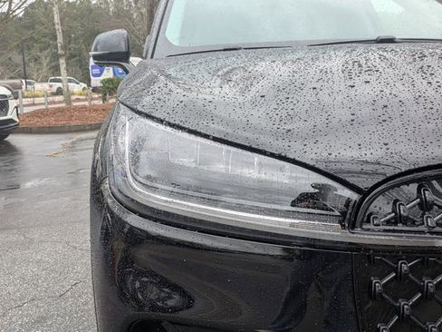 New 2026 Lincoln Aviator 2WD w/ Jet Appearance Package image 9