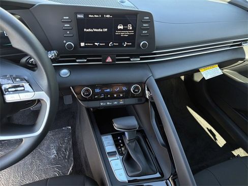 New 2026 Hyundai Elantra Blue image 27