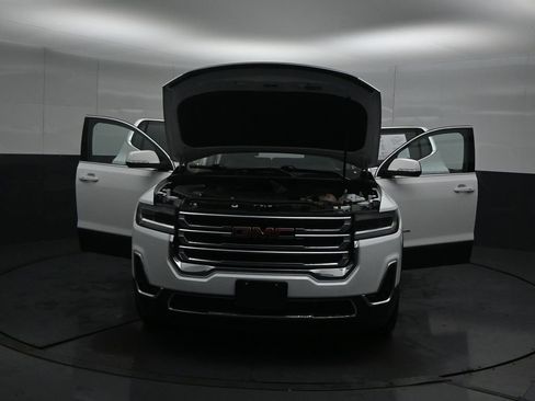 Used 2023 GMC Acadia SLT image 53