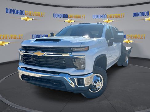 New 2026 Chevrolet Silverado 3500 LT w/ Convenience Package AWD/4WD image 4