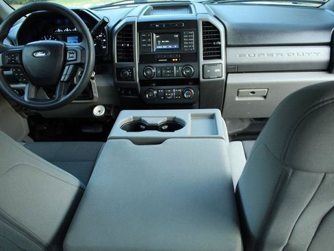 Used 2019 Ford F250 XL w/ XL Value Package AWD/4WD image 15
