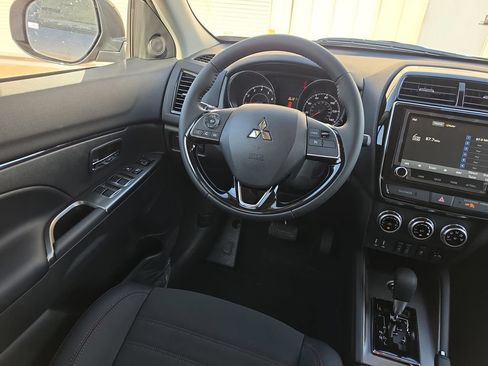 New 2026 Mitsubishi Outlander Sport SE AWD/4WD image 7