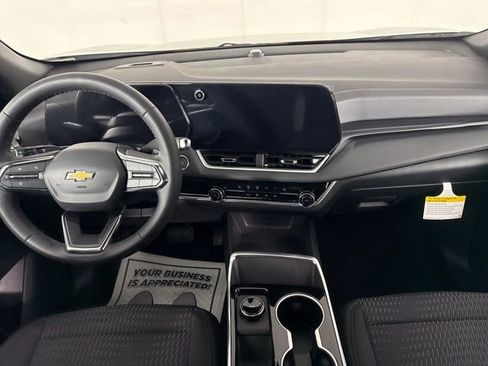 New 2026 Chevrolet Equinox LT w/ Safety and Technology Package FWD image 22