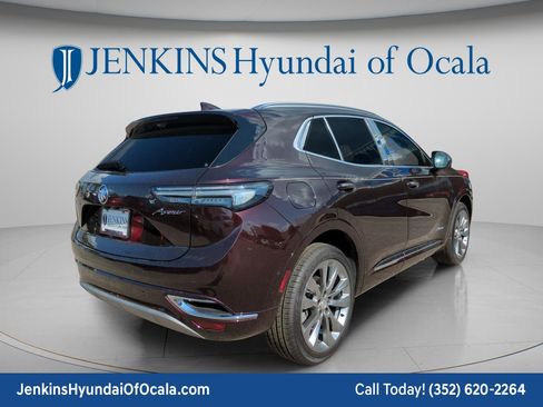 Used 2021 Buick Envision Avenir w/ Technology Package II FWD image 3
