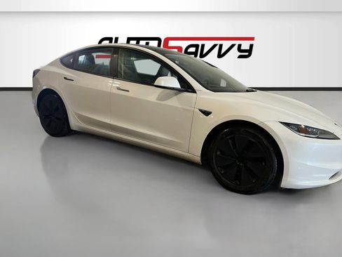 Used 2025 Tesla Model 3 RWD image 8