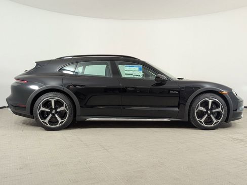 New 2025 Porsche Taycan 4 Cross Turismo AWD/4WD image 8
