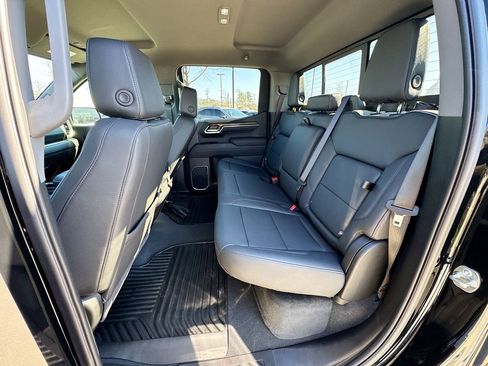 Used 2025 Chevrolet Silverado 1500 LT w/ Leather Package image 30