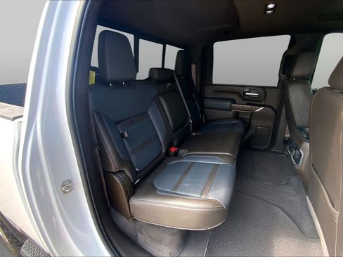 Used 2022 GMC Sierra 2500 Denali w/ Denali Ultimate Package AWD/4WD image 20