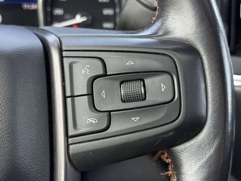 Used 2021 GMC Sierra 2500 AT4 w/ AT4 Premium Plus Package AWD/4WD image 25