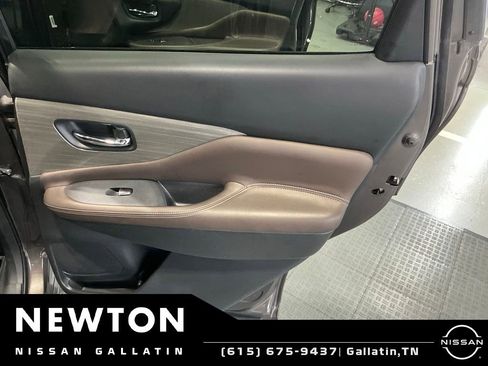 Used 2017 Nissan Murano Platinum w/ Platinum Technology Package FWD image 38