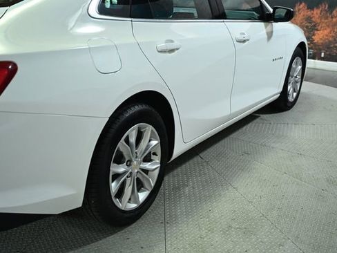 Used 2024 Chevrolet Malibu LT image 9