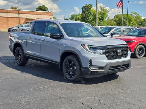 New 2026 Honda Ridgeline Black Edition image 2