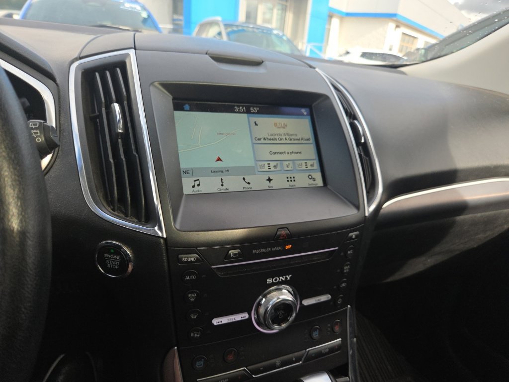 Used 2017 Ford Edge Titanium w/ Equipment Group 302A AWD/4WD image 12