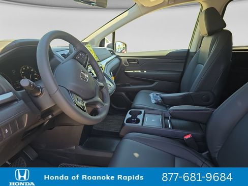 New 2026 Honda Odyssey EX-L image 10