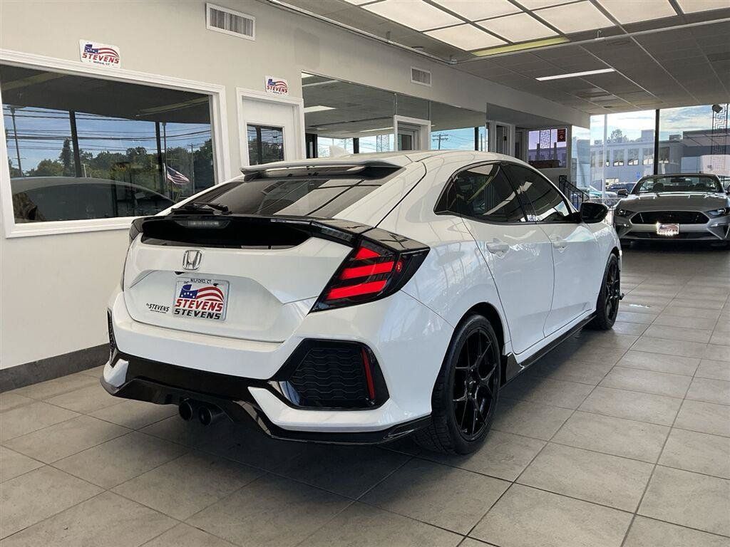 Used 2018 Honda Civic Sport image 5